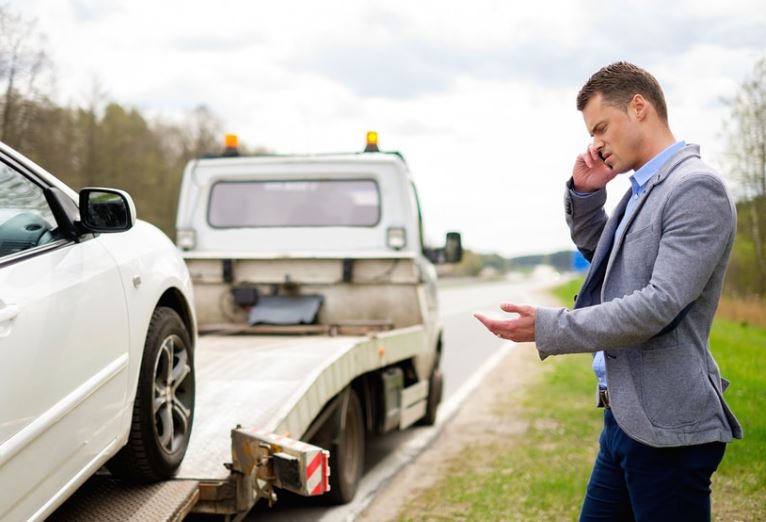 Calling Tow Truck and Roadside Services
